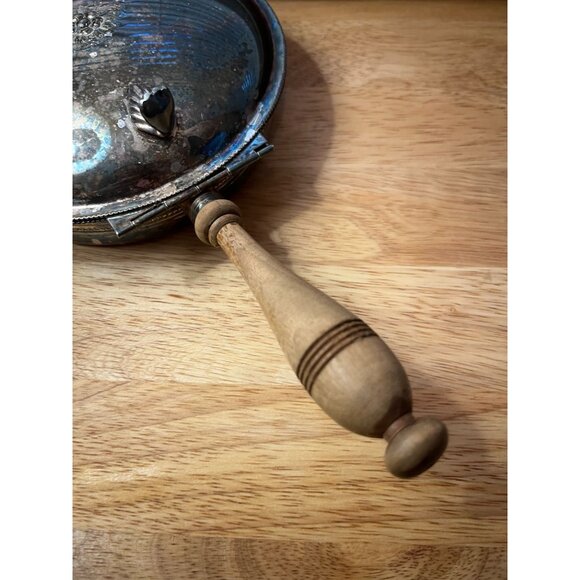 Sheffield Silver Company Silent Butler Silver Over Copper, Raised Flower on Lid - Picture 6 of 10